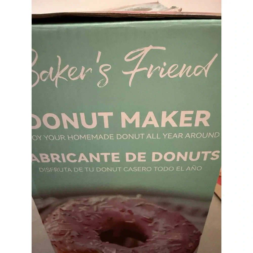 Bakers Friend Donut Maker BF-DM01 Mint Green 12 Count Non-Stick 1200W NEW